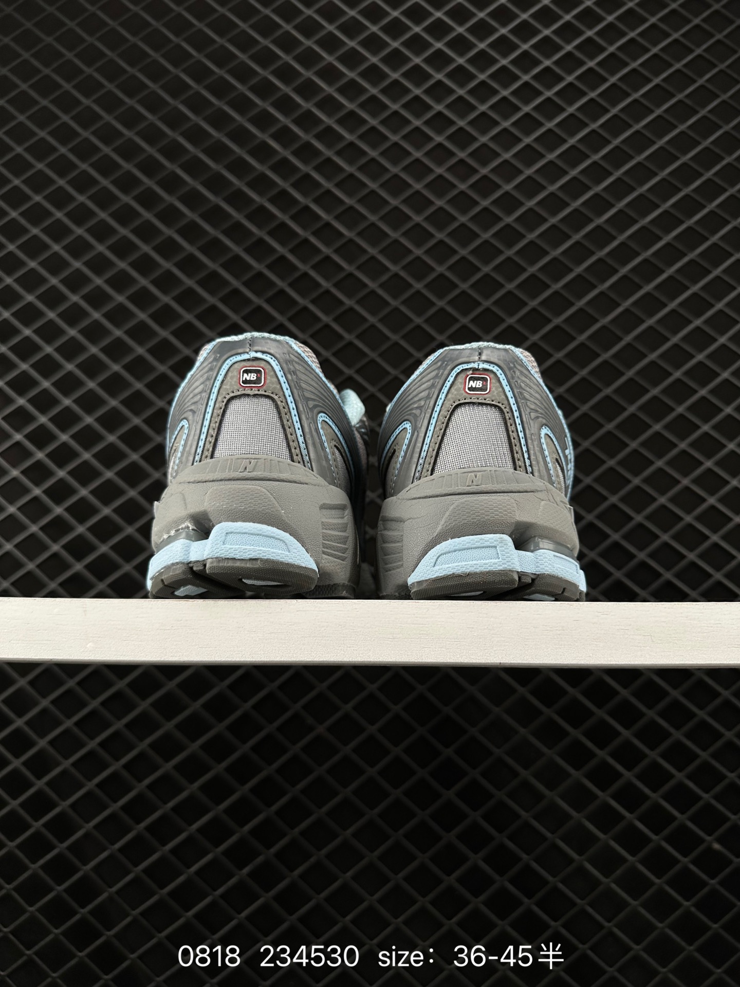 New Balance MR740 NB